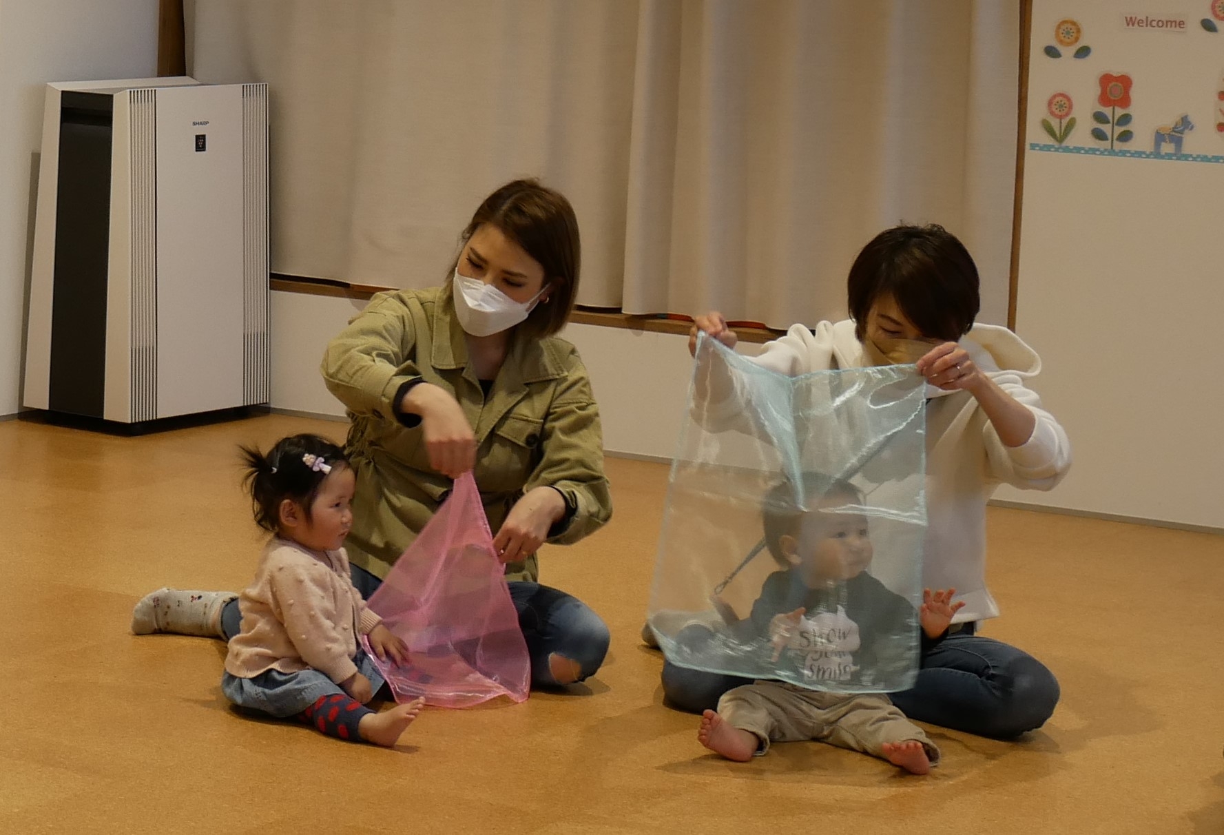 ぶどう組・いちご組合同　～室内遊び・はじめまして～の画像1