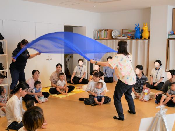 絵本コンサートの様子２