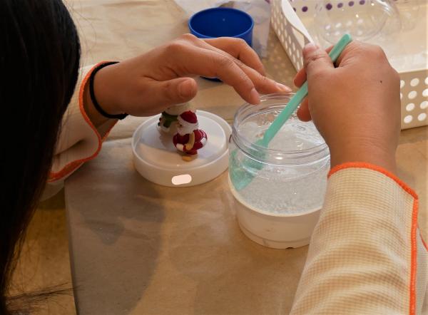 スノードーム作り